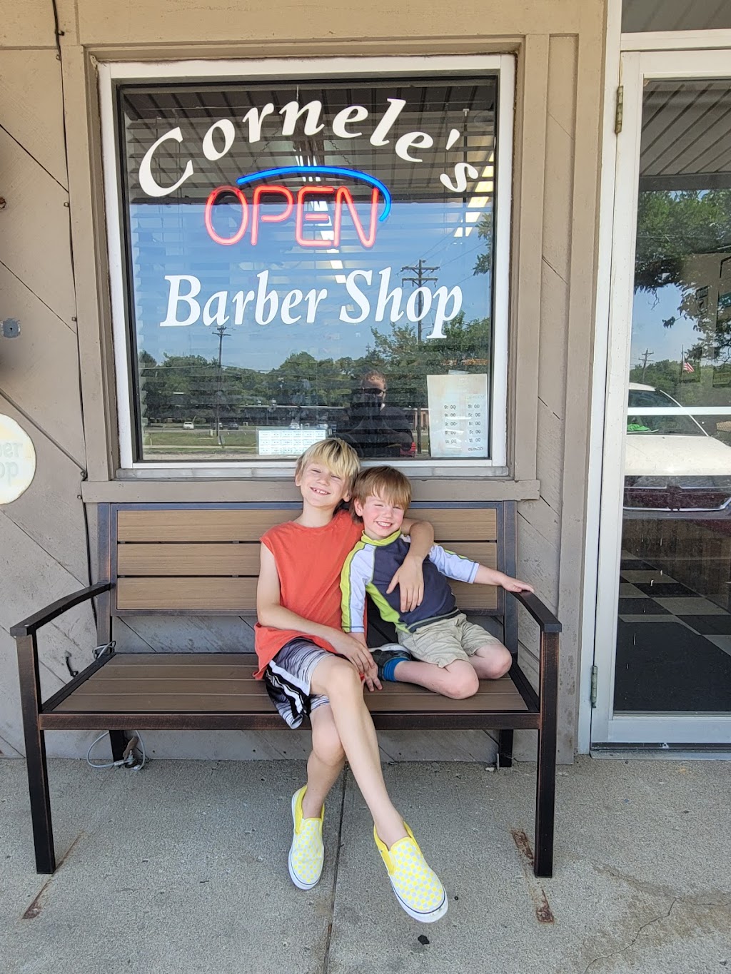 Corneles Barber Shop | 185 A E 6th St, Franklin, OH 45005, USA | Phone: (513) 849-6504