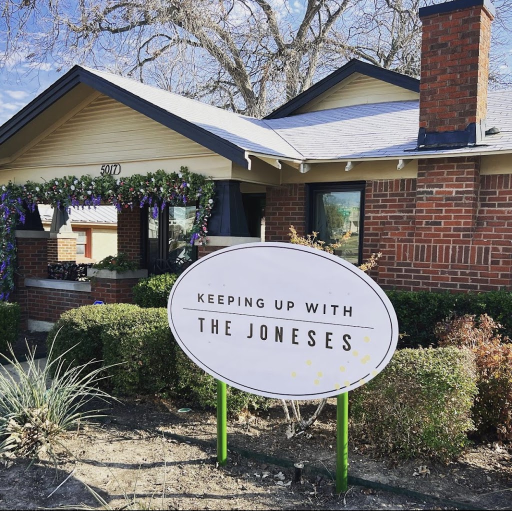 Keeping Up With the Joneses | 5017 El Campo Ave, Fort Worth, TX 76107, USA | Phone: (817) 995-0787