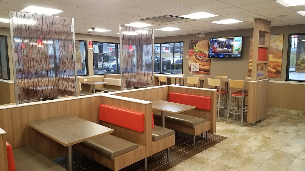 Burger King | 1555 Galbraith Rd, Cincinnati, OH 45231 | Phone: (513) 931-3931