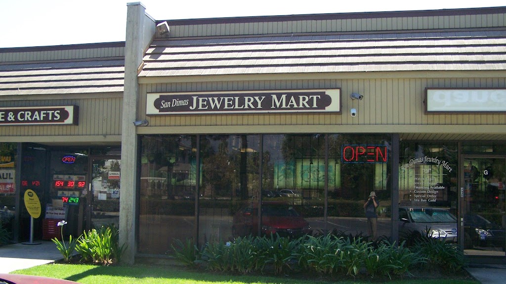 San Dimas Jewelry Mart | 490 W Arrow Hwy # G, San Dimas, CA 91773, USA | Phone: (909) 592-0580