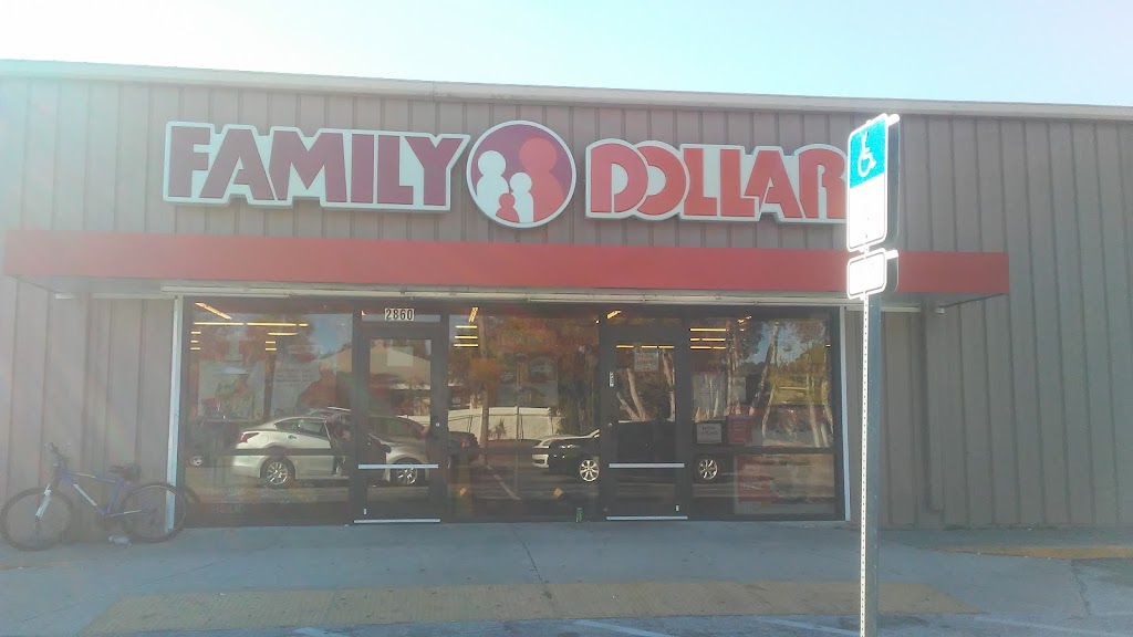 Family Dollar | 2860 Roosevelt Blvd, Clearwater, FL 33760, USA | Phone: (727) 373-3676