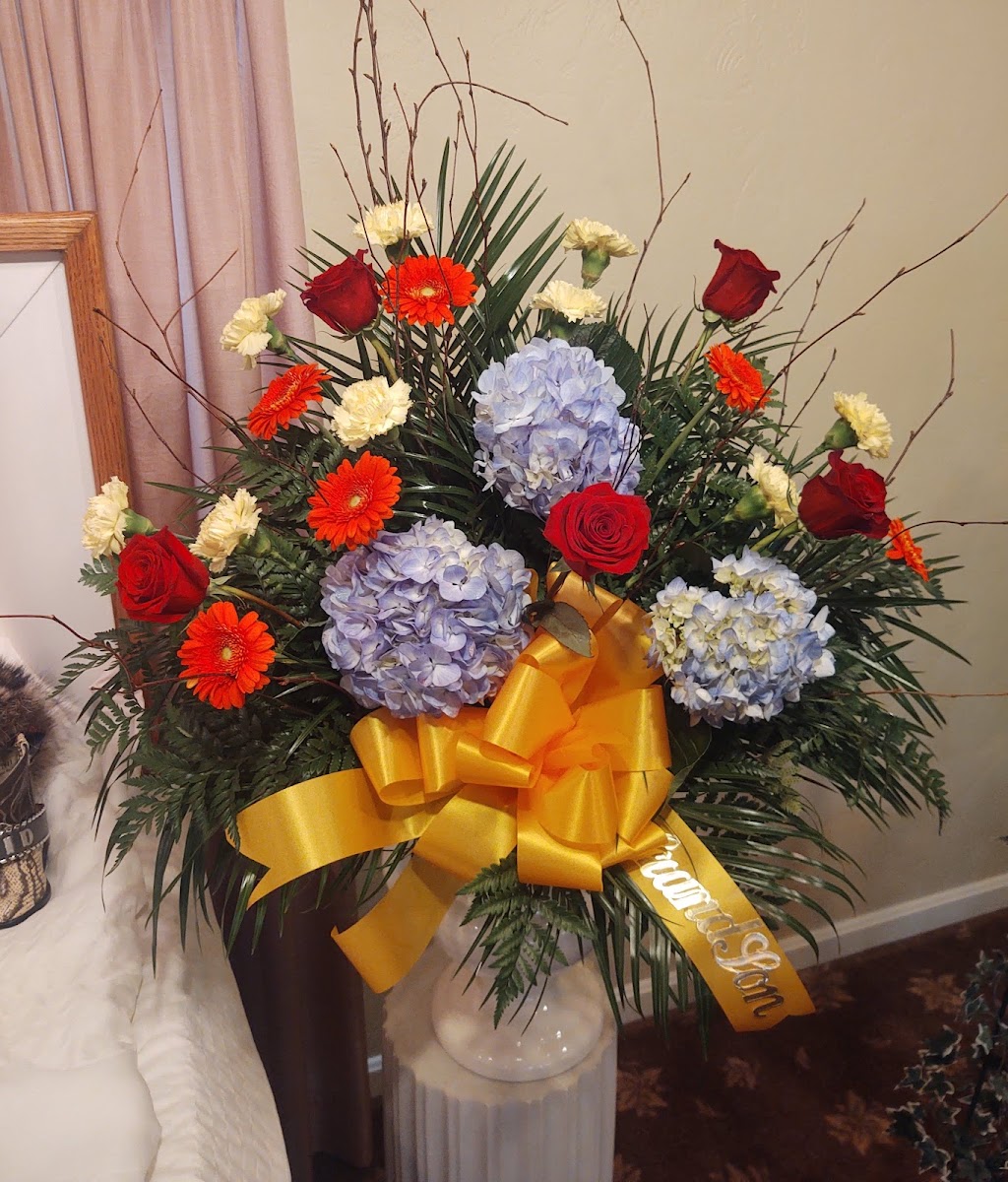 Sheldons Flowers | 713 Virginia Ave, Rochester, PA 15074, USA | Phone: (724) 775-8800