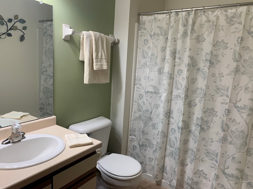 Foxhaven Apartments | 21805 Foxhaven Run # 1, Waukesha, WI 53186, USA | Phone: (262) 383-4578