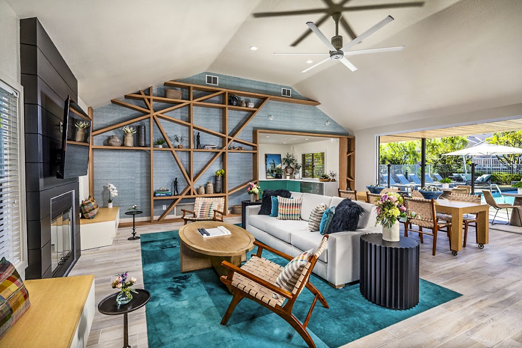 Channel Point Apartments | 5926 Bixby Village Dr, Long Beach, CA 90803, USA | Phone: (562) 222-8024