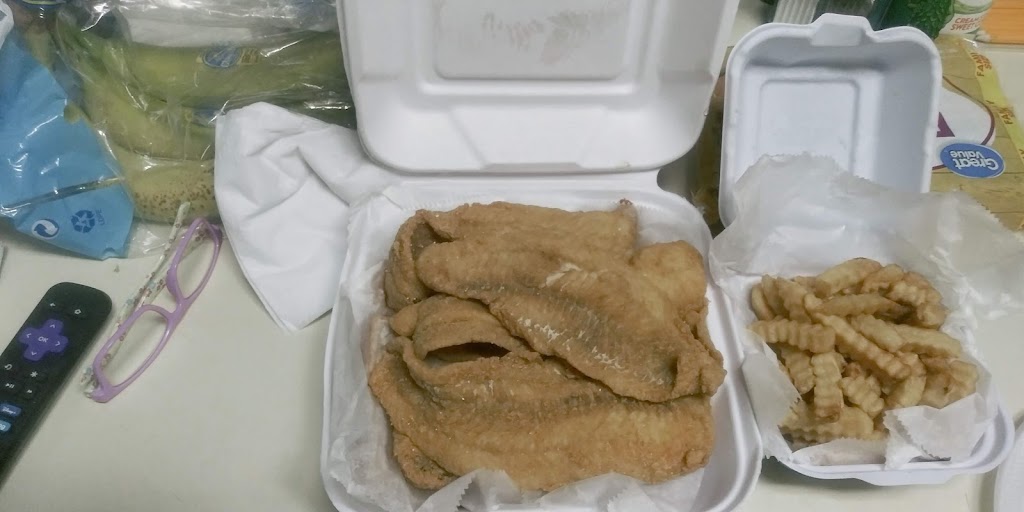 Horace & Dickies Seafood | 5601 Allentown Rd, Camp Springs, MD 20746, USA | Phone: (301) 909-1030