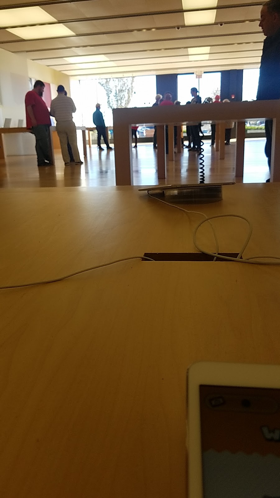 Apple Tices Corner | 441 Chestnut Ridge Rd, Woodcliff Lake, NJ 07677, USA | Phone: (201) 474-4180