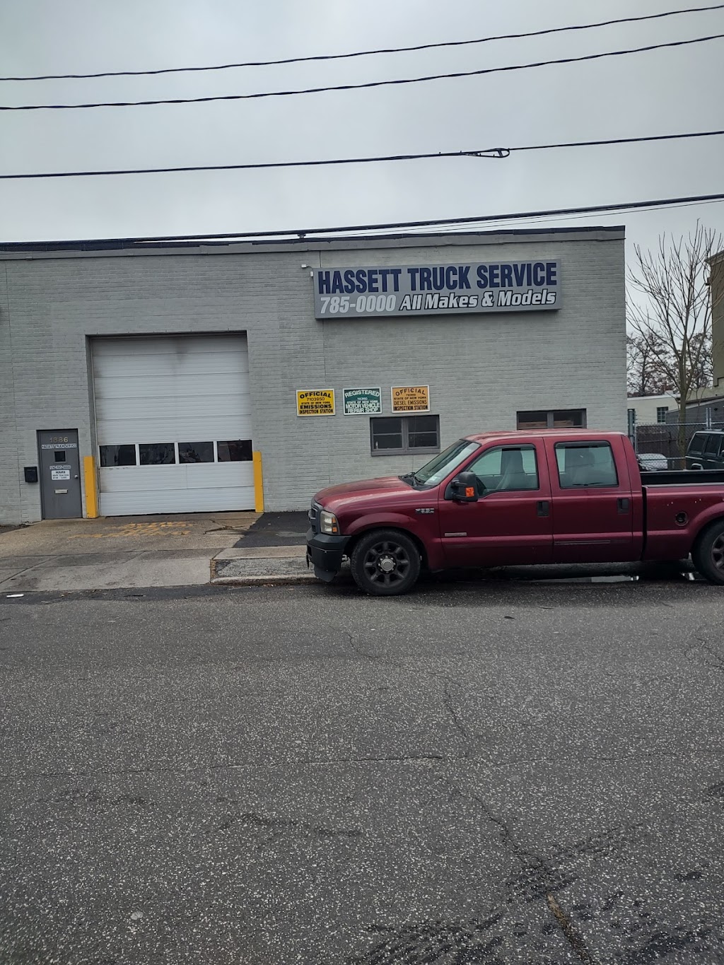 Hassett Truck Center | 1886 Seaford Ave, Wantagh, NY 11793, USA | Phone: (516) 785-0000