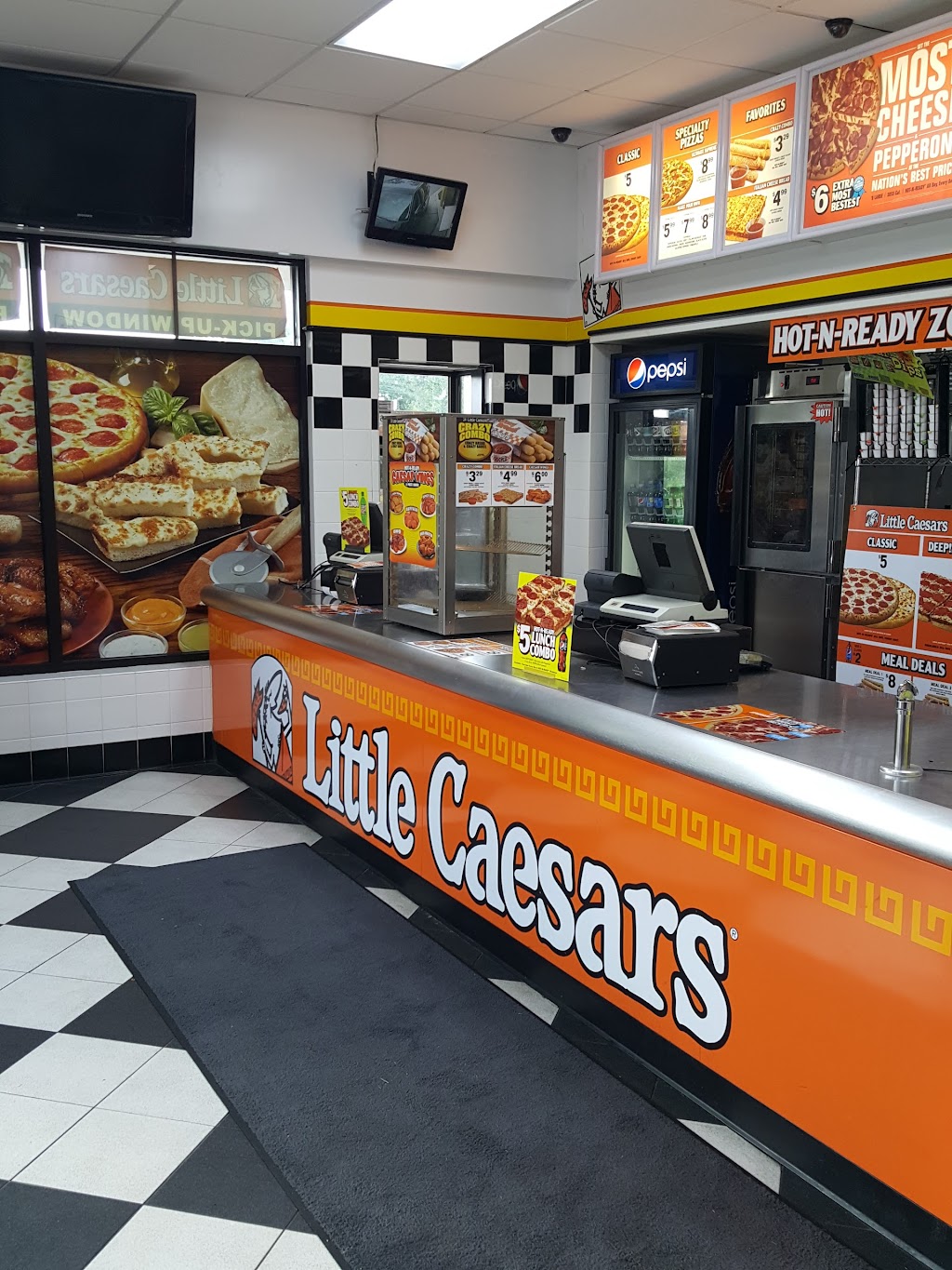 Little Caesars Pizza | 4959 Bill Gardner Pkwy Suite 113, Locust Grove, GA 30248, USA | Phone: (678) 759-8624