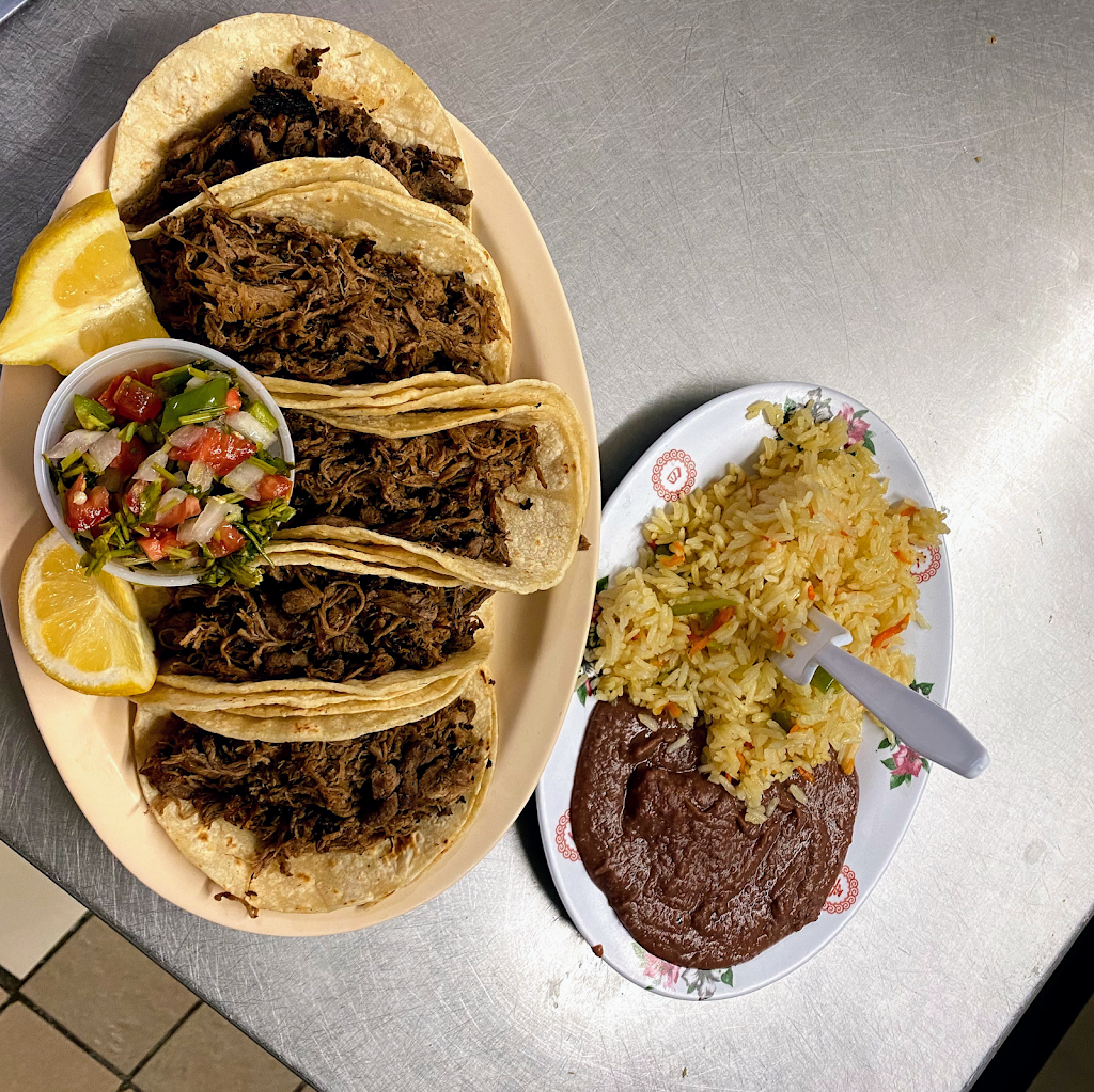 Casita salvadoreña 1 | 7000 Baker Blvd, Richland Hills, TX 76118, USA | Phone: (817) 503-3119