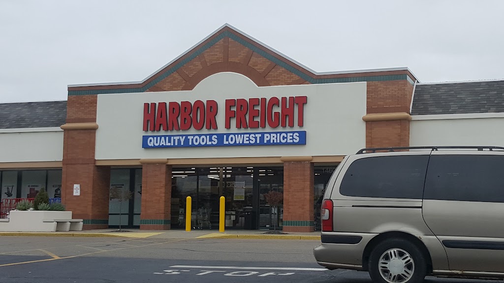 Harbor Freight Tools | 1460 Main St, Hamilton, OH 45013, USA | Phone: (513) 737-3074