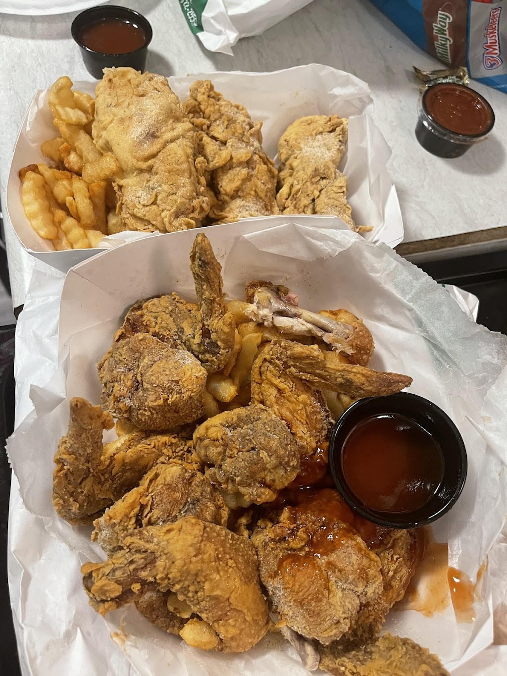 Harolds Chicken | 1635 E Baseline Rd, Phoenix, AZ 85042, USA | Phone: (602) 675-1082