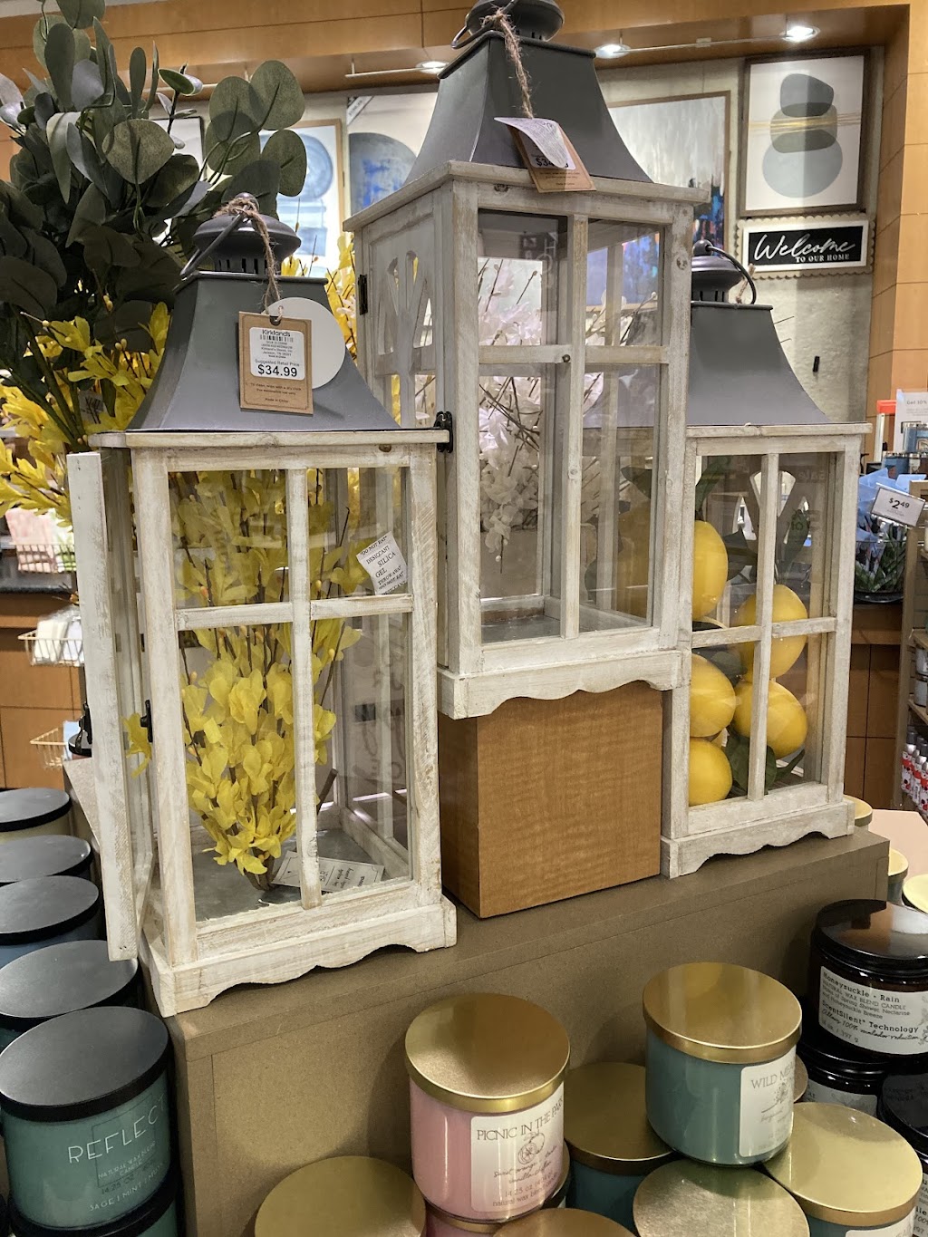 Kirklands Home | Lakeside Village, 1449 Town Center Dr, Lakeland, FL 33803, USA | Phone: (863) 688-0075