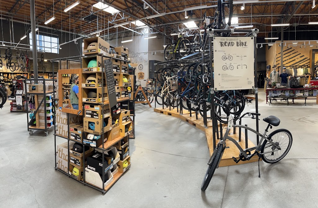 REI | 1900 Empire Ave, Burbank, CA 91504 | Phone: (818) 847-9509