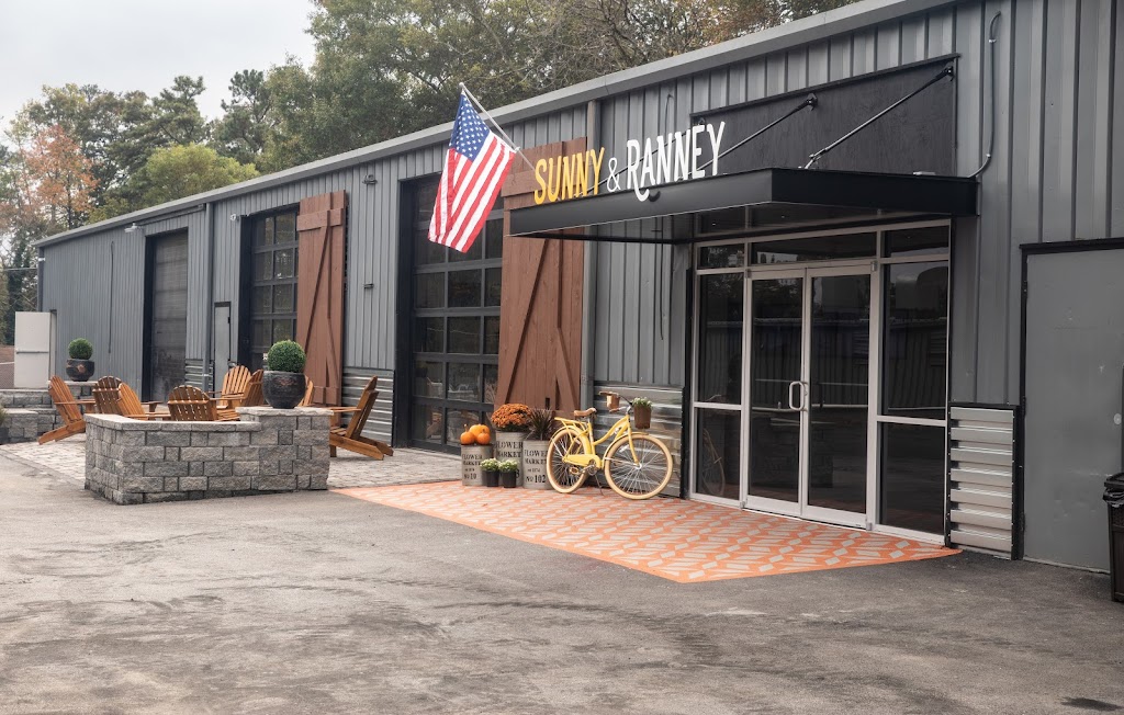 Sunny and Ranney | 109B Oak St, Roswell, GA 30075, USA | Phone: (678) 888-5140