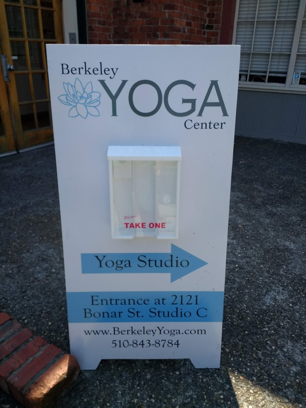 Berkeley Yoga Center | 2121 Bonar St, Berkeley, CA 94702, USA | Phone: (510) 843-8784