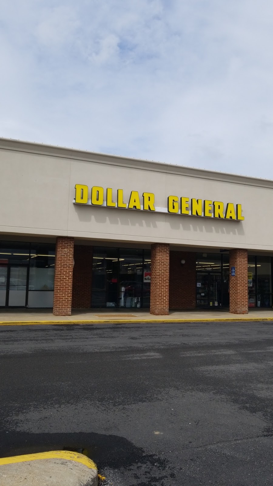 Dollar General | 3067 Boulevard, Colonial Heights, VA 23834, USA | Phone: (804) 926-2657