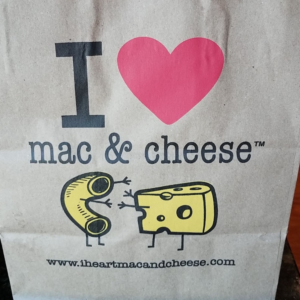 I Heart Mac & Cheese | 637 E State Street, IN-32, Westfield, IN 46074, USA | Phone: (317) 804-5785