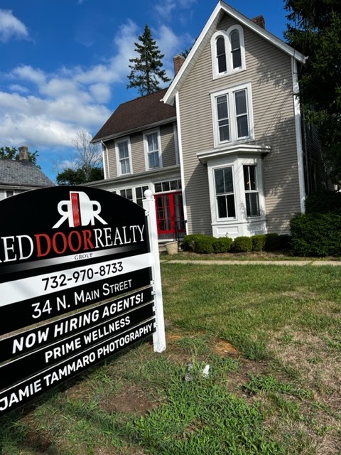 Red Door Realty | 34 N Main St, Marlboro, NJ 07746, USA | Phone: (732) 970-8733