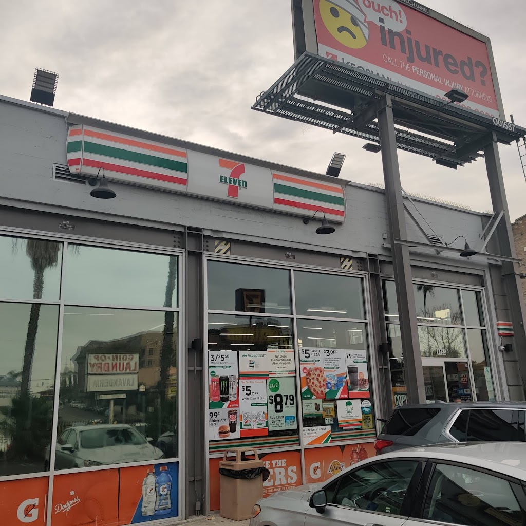 7-Eleven | 5000 Wilshire Blvd, Los Angeles, CA 90036, USA | Phone: (323) 935-9878