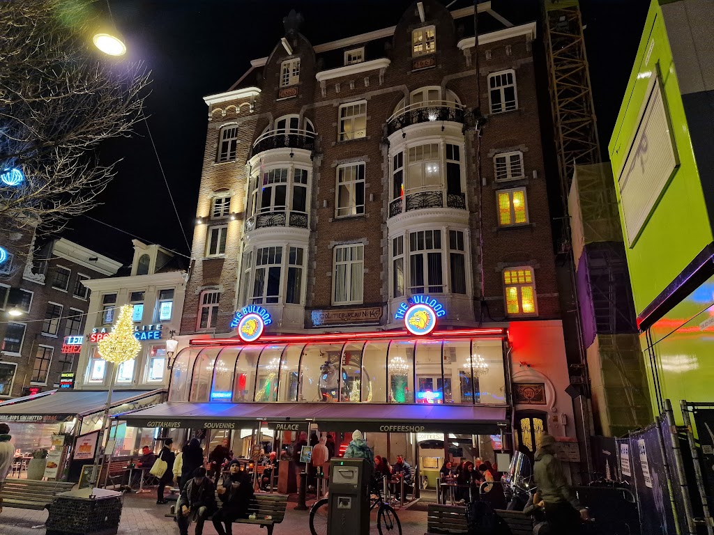 The Bulldog Palace | Leidseplein 15, 1017 PS Amsterdam, Netherlands | Phone: 020 627 1908