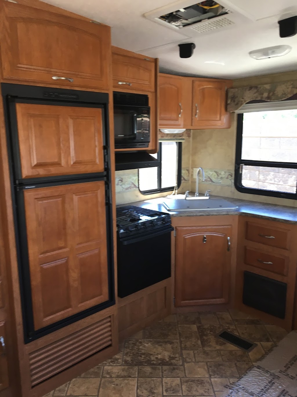 Lemke RV | 4410 Granite Dr, Rocklin, CA 95677 | Phone: (916) 259-2694