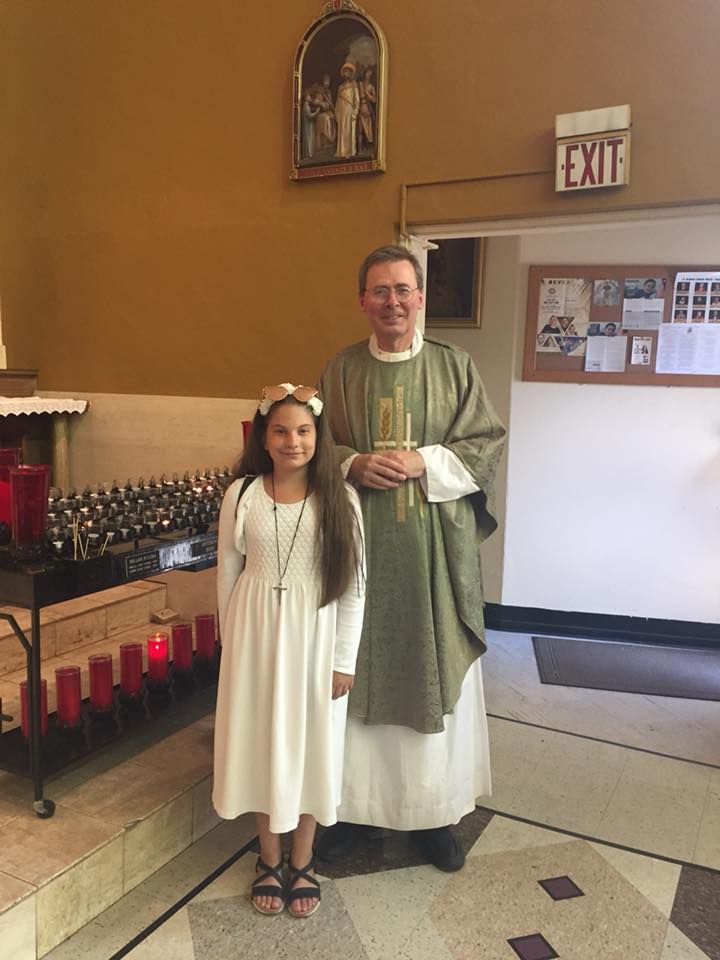 St Stephen Catholic Church | 3705 Woodlawn Ave, Los Angeles, CA 90011, USA | Phone: (323) 234-9246