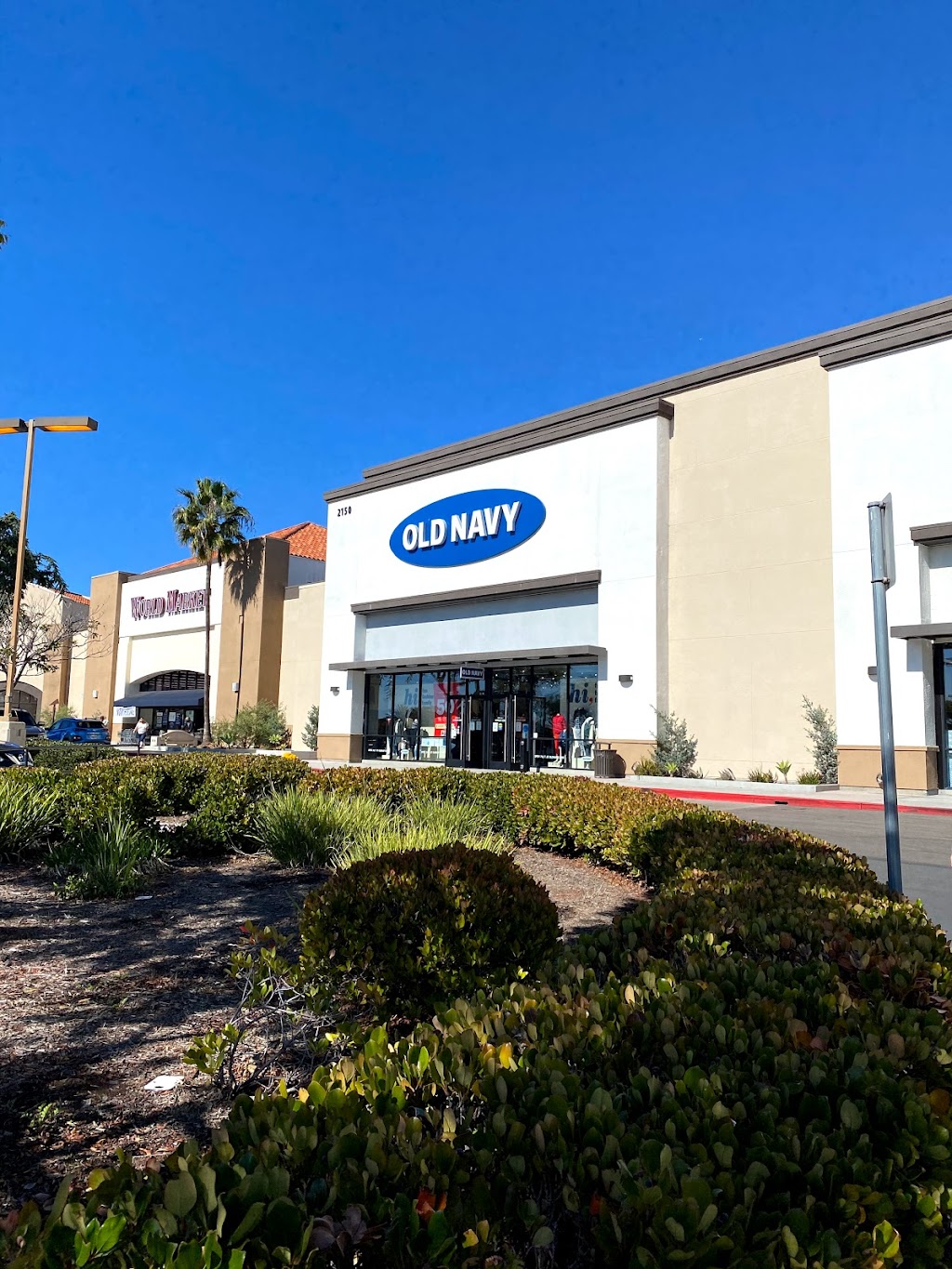 Old Navy | 2150 Vista Way, Oceanside, CA 92054, USA | Phone: (760) 967-3914