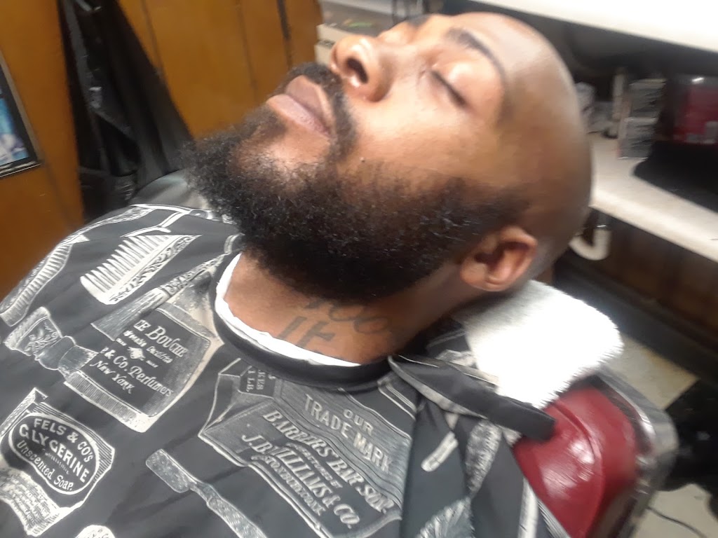 Prime Time Barbershop | 4919 Flat Shoals Pkwy, Decatur, GA 30034 | Phone: (770) 593-1335