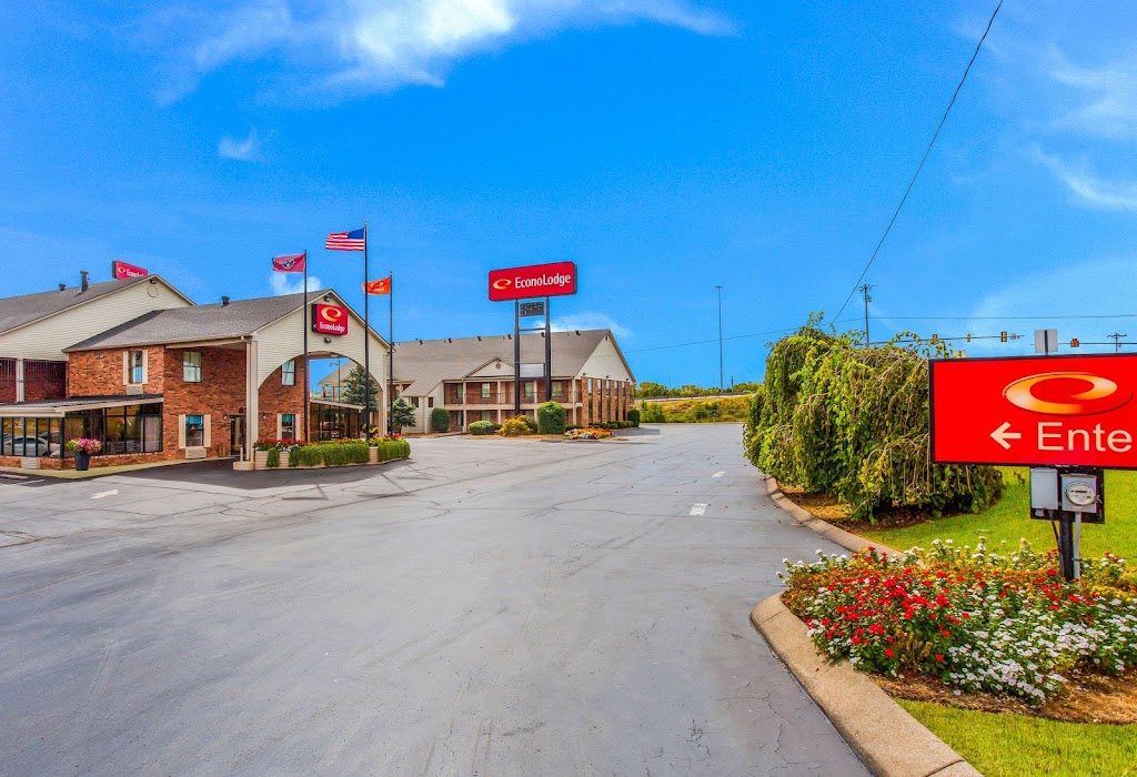 Econo Lodge | 829 S Cumberland St, Lebanon, TN 37087, USA | Phone: (615) 444-1001