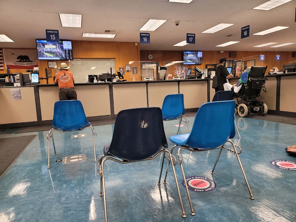 Montebello DMV | 424 N Wilcox Ave, Montebello, CA 90640 | Phone: (800) 777-0133