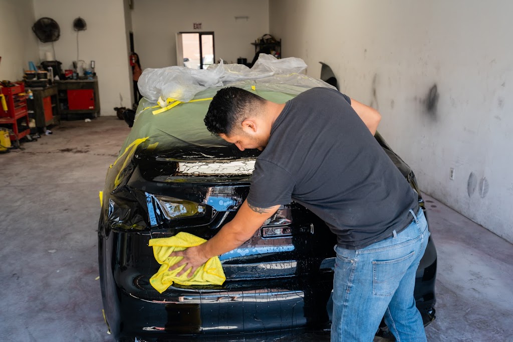 Infiniti Auto Body | 993 W Valley Blvd #215, Bloomington, CA 92316, USA | Phone: (909) 640-2080