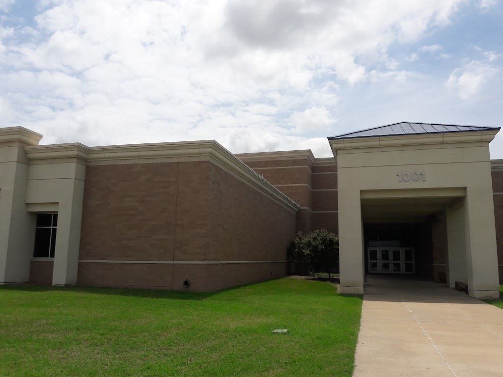 Highland Middle School. | 1001 E Bailey Boswell Rd, Fort Worth, TX 76131 | Phone: (817) 847-5143