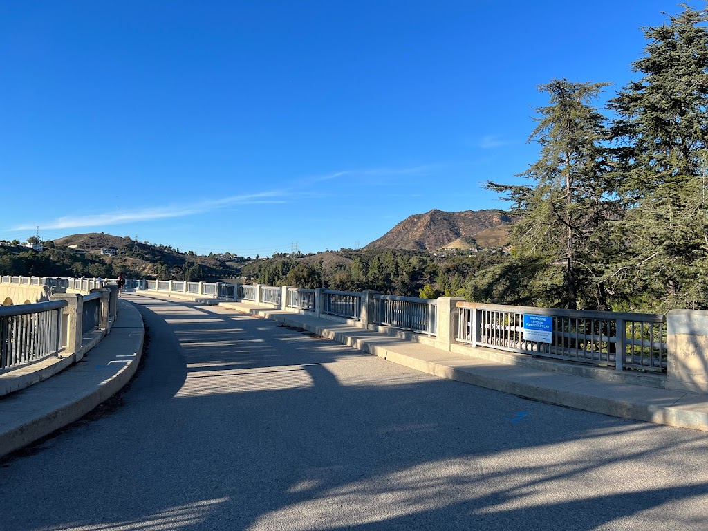 Hollywood Reservoir | 90068, Reservoir St, Los Angeles, CA 90026, USA | Phone: (213) 473-3231