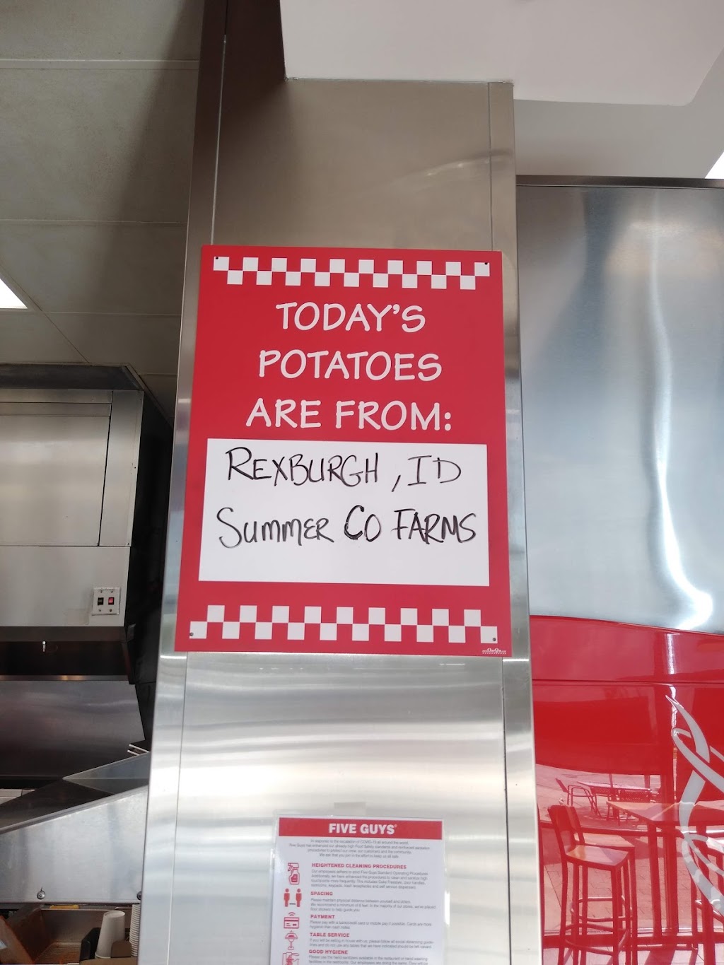 Five Guys | 1520 S 5th St #101, St Charles, MO 63303, USA | Phone: (636) 493-6017