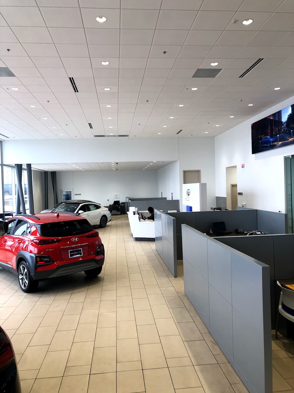 Hyundai West Allis | 10611 W Arthur Ave, West Allis, WI 53227, USA | Phone: (414) 329-3100