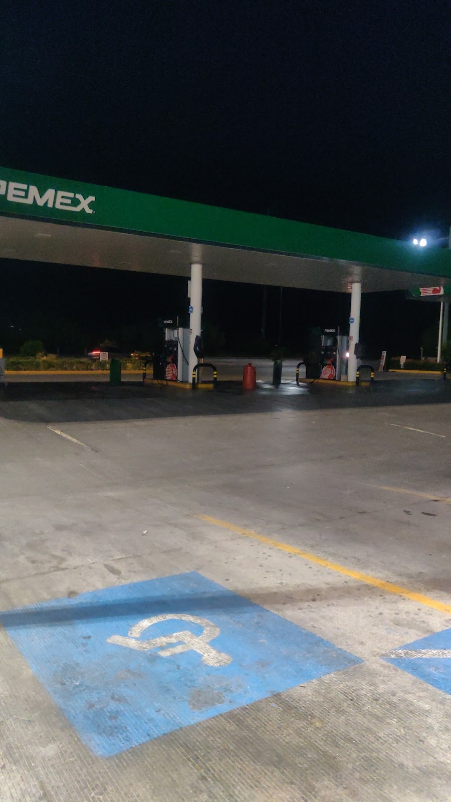 Pemex | C. P.º Loma Real, Infonavit Benito Juárez, 88274 Nuevo Laredo, Tamps., Mexico | Phone: 867 717 4663
