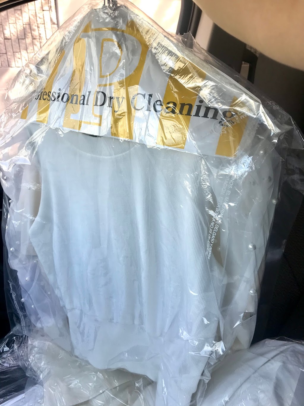 Reasonable Cleaners & Dyers | 5122 S Main St, Los Angeles, CA 90037, USA | Phone: (323) 234-1133