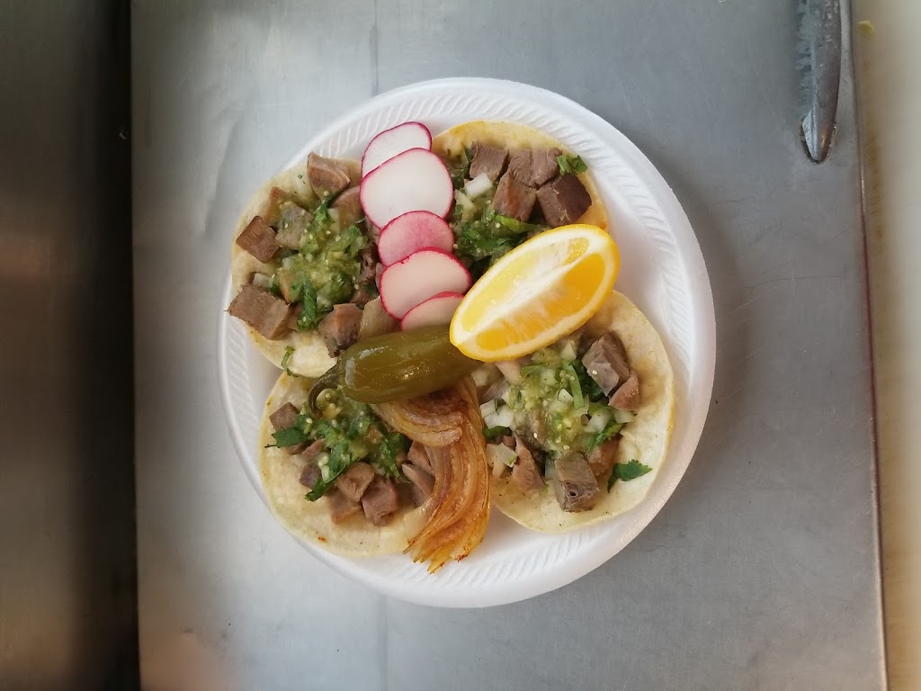 Lupitas Taco Truck | 435 W Hatch Rd, Modesto, CA 95351, USA | Phone: (209) 450-2890