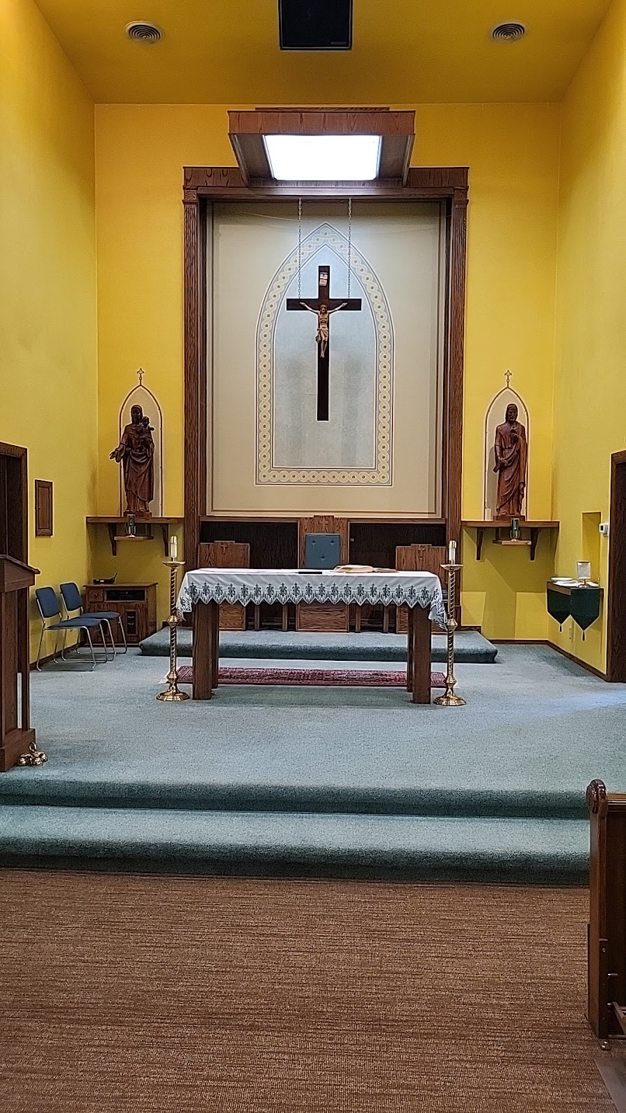 Sacred Heart of Mary Church | 8900 Columbus Rd NE, Louisville, OH 44641, USA | Phone: (330) 875-5882