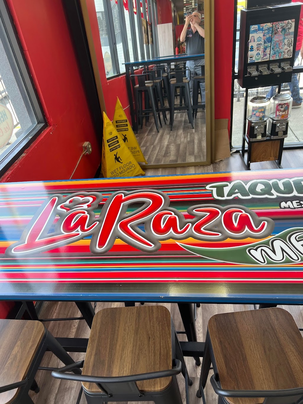 La Raza Mexican Food | 6801 Peachtree Industrial Blvd, Atlanta, GA 30360, USA | Phone: (770) 880-7111