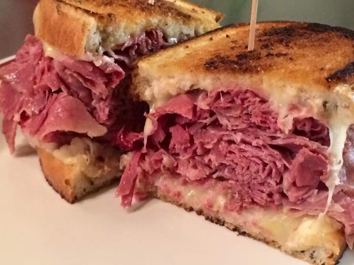 Loedes Famous Reuben Deli | 9265 Broadview Rd, Broadview Heights, OH 44147, USA | Phone: (440) 526-4713