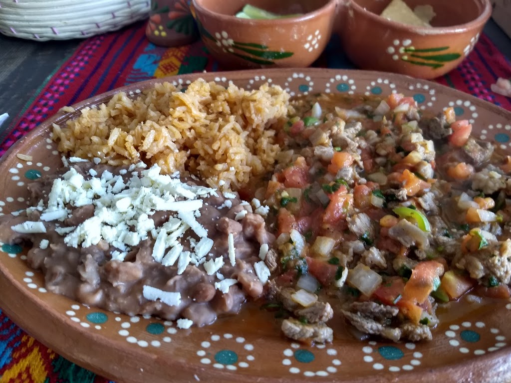 Carnitas "Mi Casa" - restaurant  | Photo 7 of 10 | Address: P.º de Las Lomas 9109, Terrazas del Valle, 22246 Tijuana, B.C., Mexico | Phone: 664 386 7438
