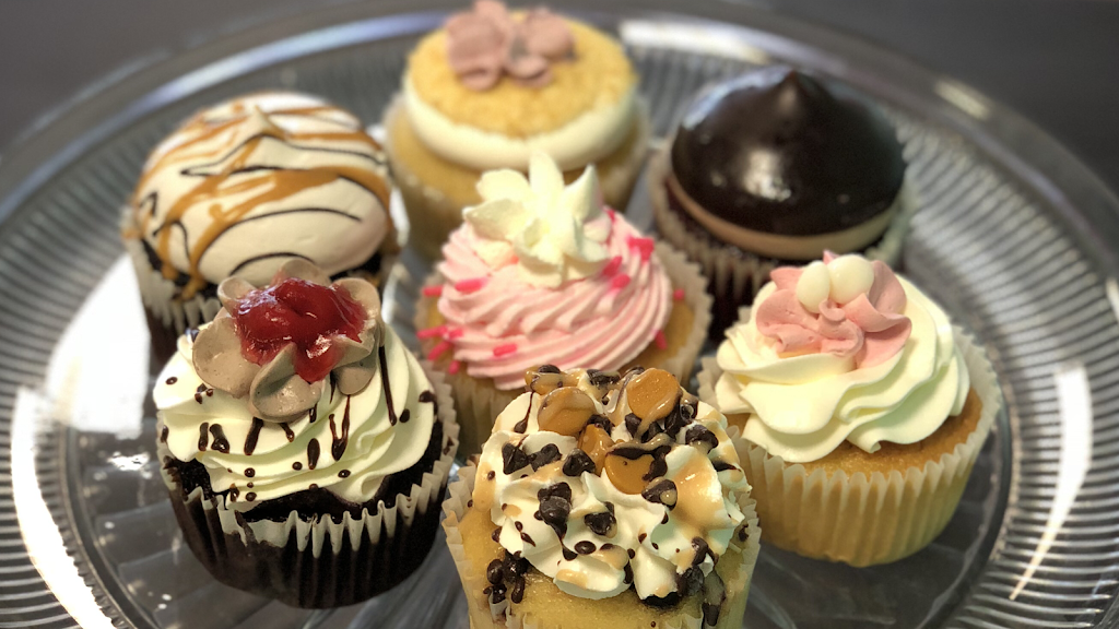 Sugardarlings Cupcakes | 11751 N Dale Mabry Hwy, Tampa, FL 33618, USA | Phone: (813) 269-2253