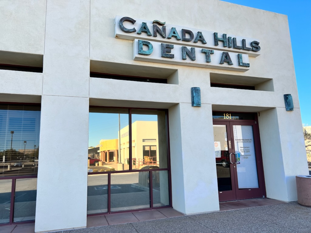 Canada Hills dental | 10325 N La Cañada Dr, Oro Valley, AZ 85737, USA | Phone: (520) 877-3234