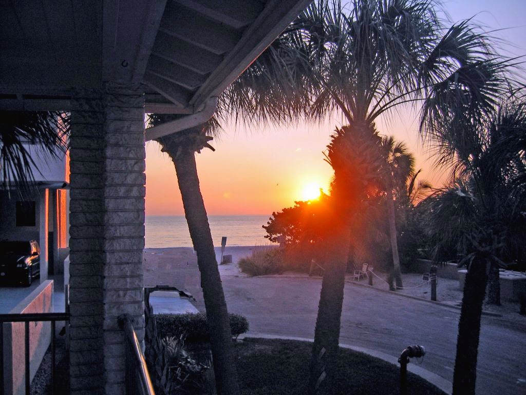 Sunglow Seaside | 15468 Gulf Blvd, Madeira Beach, FL 33708 | Phone: (727) 804-3834