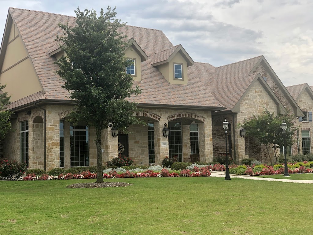 The Cottages at Chapel Creek | 8111 Wade Blvd, Frisco, TX 75034, USA | Phone: (972) 668-5200