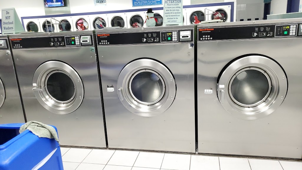 Super Spin Laundromat | 81 Lefante Way, Bayonne, NJ 07002, USA | Phone: (201) 339-5755