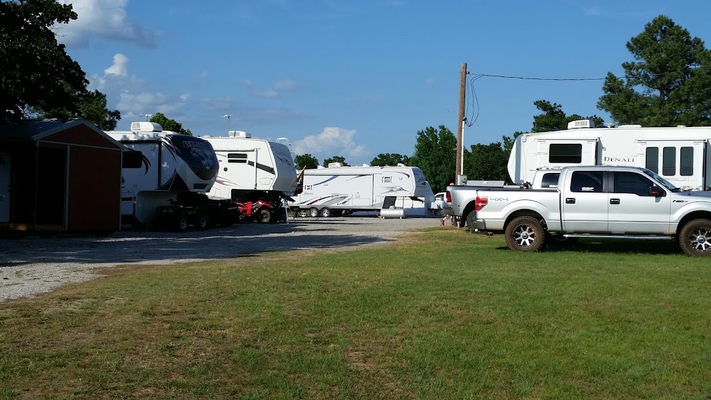 Reds Rockin RV Park | 331114 E Oklahoma 66, Wellston, OK 74881, USA | Phone: (405) 205-3534