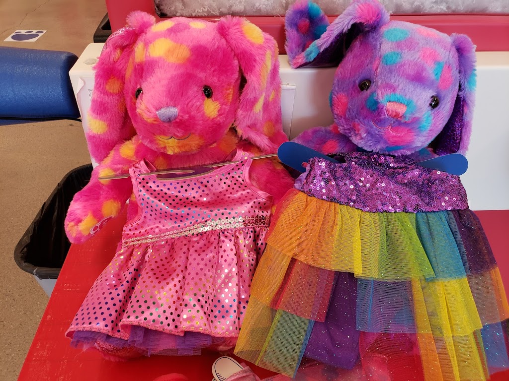 Build-A-Bear Workshop | 4015 I-35 Ste 500, San Marcos, TX 78666, USA | Phone: (512) 214-6018