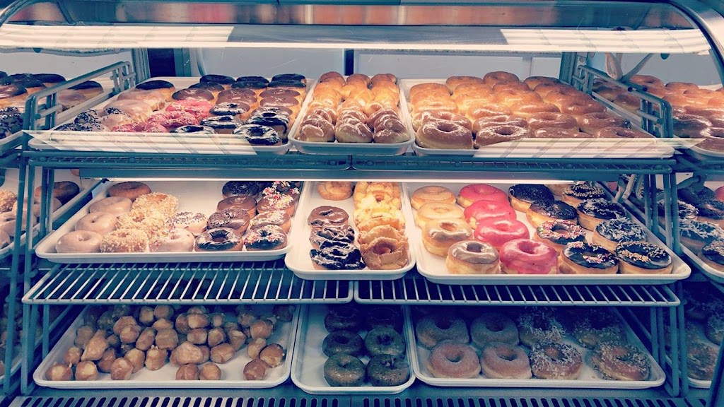 Delite Donuts | 3303 N Main St suite f, Danville, VA 24540, USA | Phone: (434) 425-4115